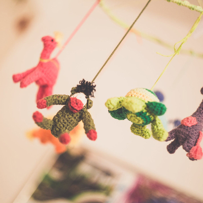 婴儿摇铃牙胶手摇铃宝宝新生婴儿玩具